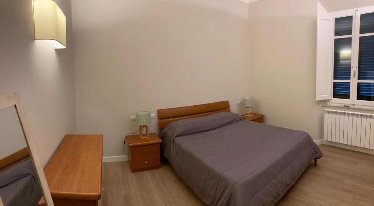 Nonno 'Drea Guest House Кастильоне дела Пеская Екстериор снимка